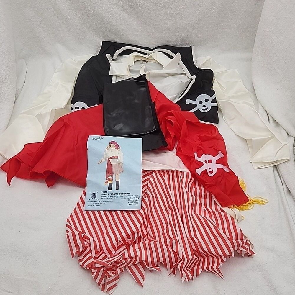 Costume Girl's Pirate Satin Kid Skirt, Shirt, Sash, Bandana, Vest Travelers New